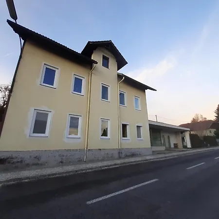 Appartamento Schoene Altbauwohnung Auf Dem Land *