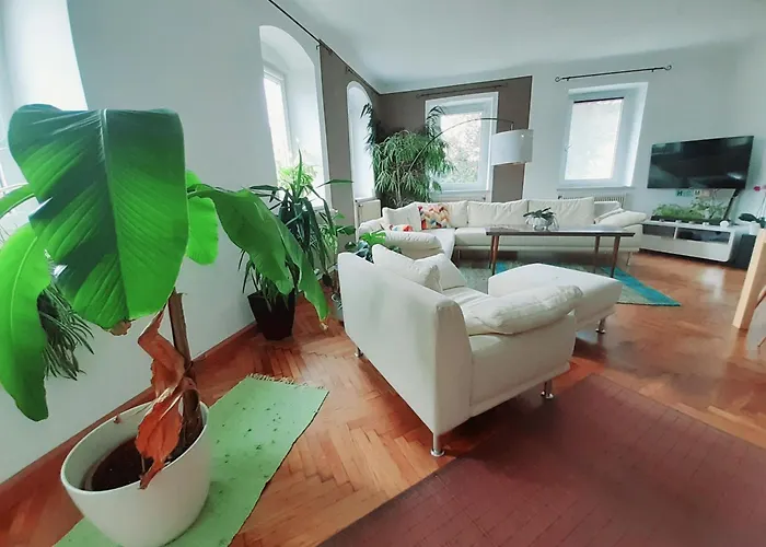 Schoene Altbauwohnung Auf Dem Land *