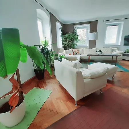 Schoene Altbauwohnung Auf Dem Land *