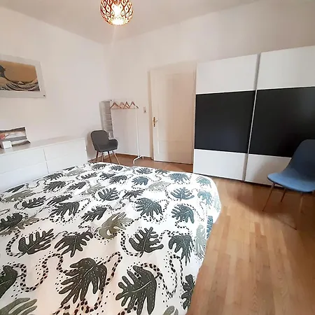 דירה Schoene Altbauwohnung Auf Dem Land